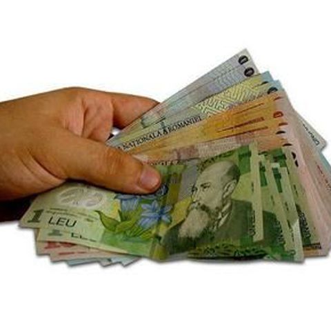 Românii din străinătate au trimis mai puţini bani în primul semestru din 2009 