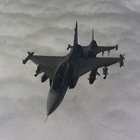 Criza îi face pe producătorii de avioane să reducă preţurile 