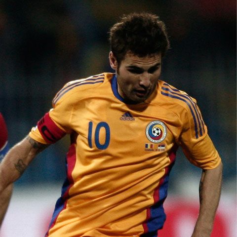 Adrian Mutu s-a accidentat şi ar putea rata meciul naţionalei cu Franţa