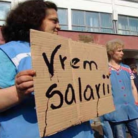 Sindicatele spun că Ministerul Sănătăţii este vinovat pentru nivelul scăzut de salarizare din sistem