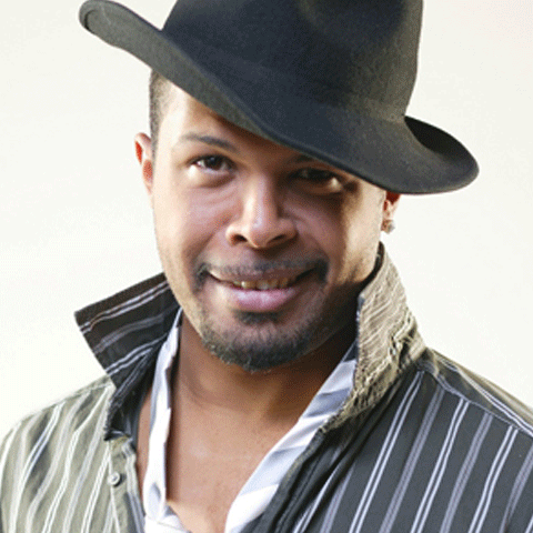 Tatăl biologic al lui Cabral, şcolit în România, a devenit ministru al Sănătăţii în Congo