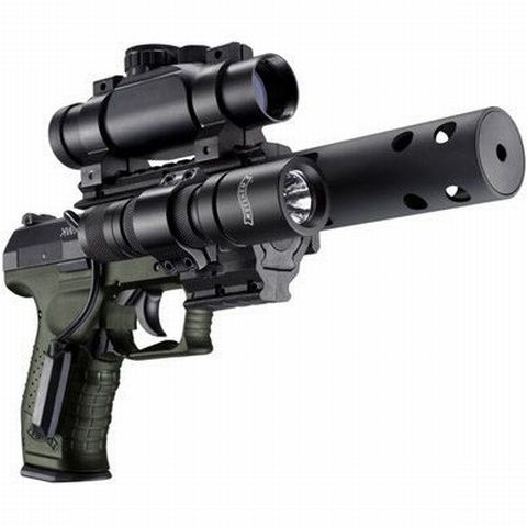 Poliţişti comunitari, împuşcaţi de un bărbat furios, în Bucureşti 