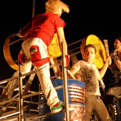 Scandal la "Cerbul de Aur":  Direcţia 5 acuză trupa Sistem de playback