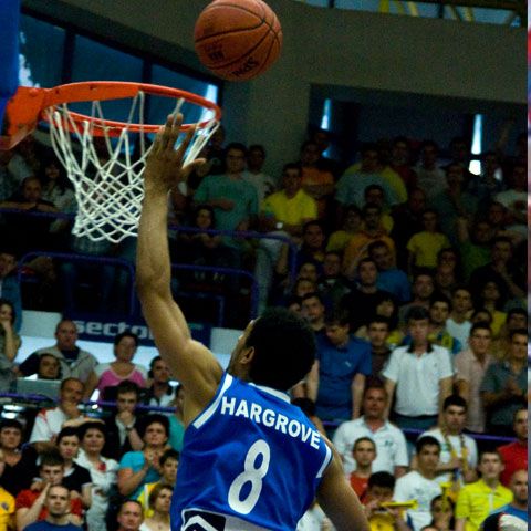 Baschet: Metalac Belgrad-Asesoft 74-76, în cel de-al treilea amical jucat de ploieşteni în Serbia