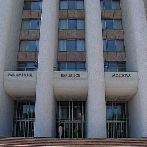 Curtea Constituţională de la Chişinău a dat marţi verdictul în cazul deciziilor Parlamentului