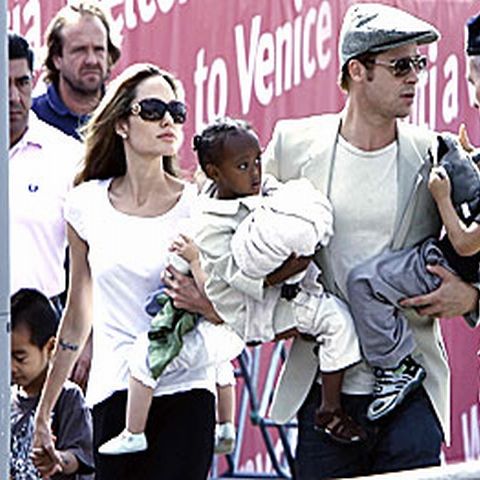  Angelina şi Brad Pitt, 100 000 de dolari pentru o casă de rozătoare