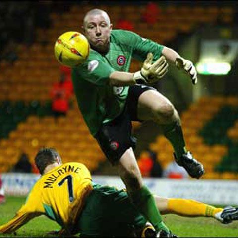 Anglia - Un portar din liga secundă a fost suspendat 9 luni pentru dopaj