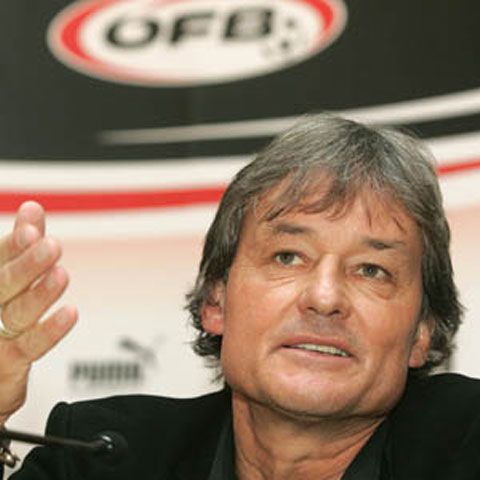 Constantini afirmă că România nu mai este ce a fost şi vrea să câştige meciul de la Bucureşti