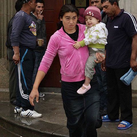 Atacurile împotriva românilor din Belfast vor fi discutate în curând într-o conferinţă 