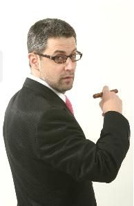 Radu Moraru se gândeşte să-l transfere pe Mircea Badea la B1TV