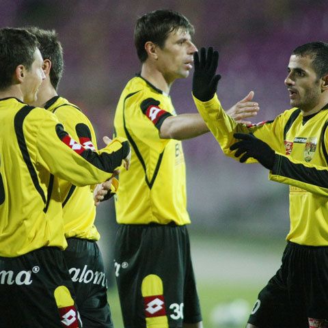 Vali Bădoi a semnat cu Universitatea Craiova