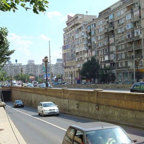 Pasajul Unirii din Bucureşti, închis înainte de începerea anului şcolar