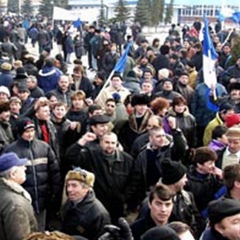 Peste 120.000 de funcţionari publici vor întrerupe activitatea pe 5 octombrie