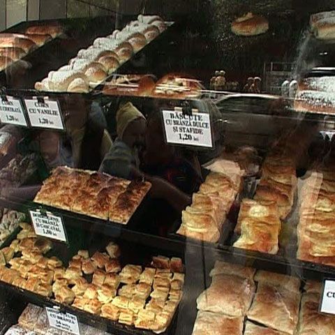 Inspectorii de la Protecţia Consumatorului au amendat mai multe patiserii din Capitală