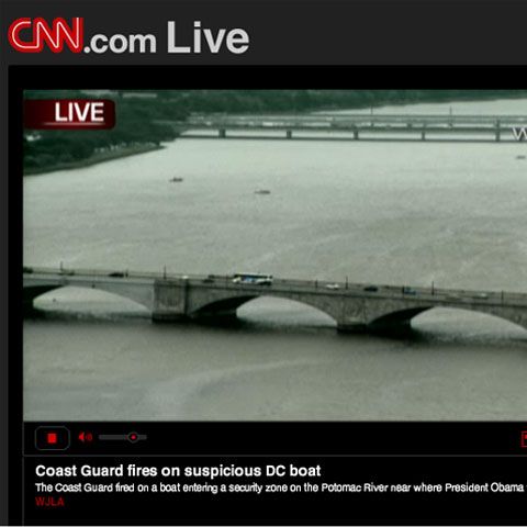 Incident pe fluviul Potomac în timpul ceremoniei de comemorare a atentatelor de la 9/11