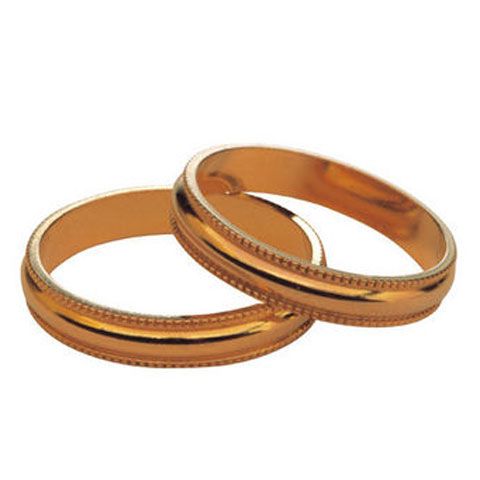 Peste 10% dintre căsătoriile dintre români şi imigranţi sunt de convenienţă