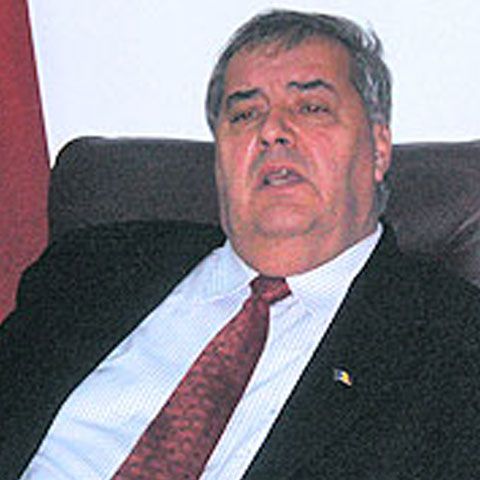 Constantin Conţac şi-a anunţat susţinerea pentru Băsescu la prezidenţiale