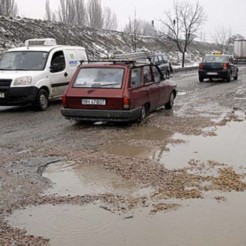 Doar patru ţări au drumuri mai proaste decât România. Cum comentaţi?