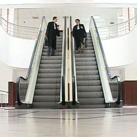 AMR a cerut preşedintelui României, într-o scrisoare deschisă, medierea conflictului cu Guvernul