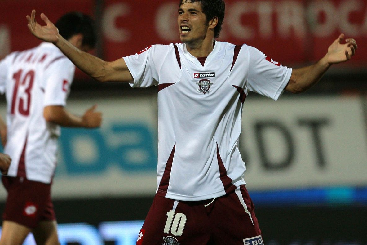 Meci thriller în Giuleşti: penalty ratat, jucător eliminat, răsturnări de rezultat