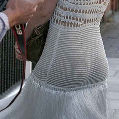 Kylie Minogue, cu posteriorul la vedere - VEZI GALERIE FOTO