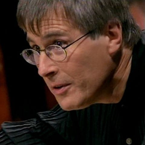 Dirijorul Christian Zaccharias a fost decorat la "George Enescu", pentru marea fineţe de pe scenă