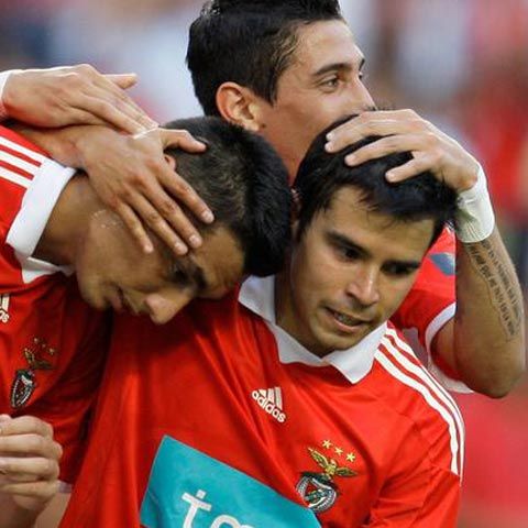 VIDEO / Saviola, gol a la Maradona, în Belenses - Benfica 0-4!