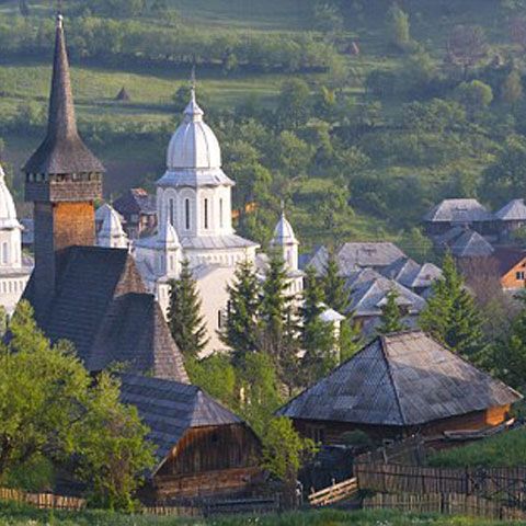 Breb, satul maramureşean unde prinţul Charles şi un paparazzo sunt vecini, scrie Daily Mail