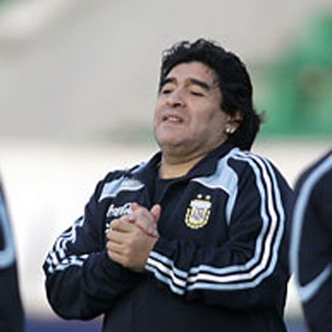 Maradona, terapie antistres într-o localitate balneară din Italia