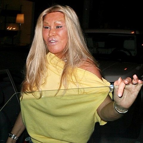 Jocelyn Wildenstein, obsedată de operaţiile estetice, îşi arată din nou faţa - VEZI FOTO
