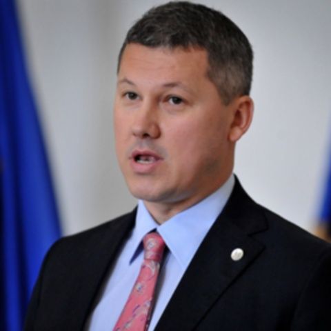 Cătălin Predoiu: Coeficientul de salarizare al magistraţilor este de trei ori peste medie în Legea unică