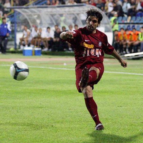 Liga Europa / CFR Cluj a învins cu 2-0 pe Copenhaga. Experimentul cu 5 arbitri a dat primul rateu!