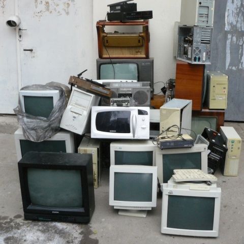 O companie din Buzău reciclează anual 50.000 de tone de aparate electronice
