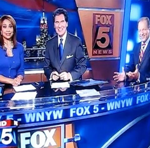 Un prezentator a înjurat în direct, iar înregistrarea a făcut furori pe internet