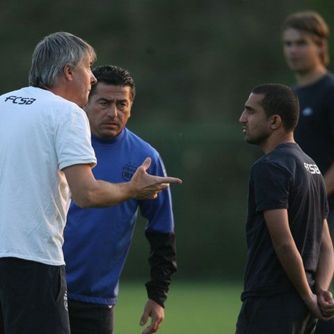 Steaua - Jucătorii s-au întâlnit cu Bergodi la hotelul unde este cazat italianul