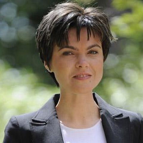 O româncă cere PricewaterhouseCoopers despăgubiri de 40 mil. de lire pentru hărţuiri sexiste şi rasiste