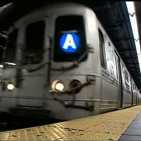 Atac terorist la metroul din New York, dejucat de autorităţi