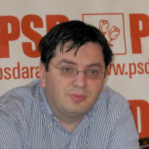 Nicolae Bănicioiu: Cozmâncă este un pensionar onorabil în politică şi trebuie să rămână aşa