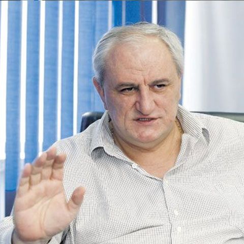Tender îşi pliază afacerile pe \"Prima Casă\" 