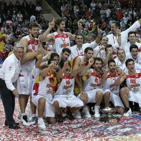 Baschet - Naţionala masculină a Spaniei a câştigat titlul european după ce a învins Serbia