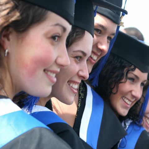 "Spiru Haret" face publicitate agresivă pentru programe de master neautorizate