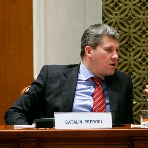 Predoiu ia în calcul "toate opţiunile legislative" în cazul boicotării alegerilor de judecători