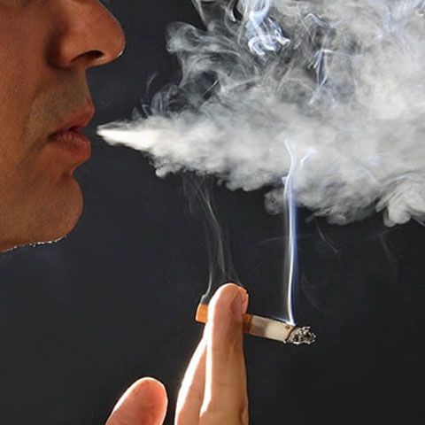 Rata atacurilor de cord a scăzut cu 36% de la interzicerea fumatului în locuri publice