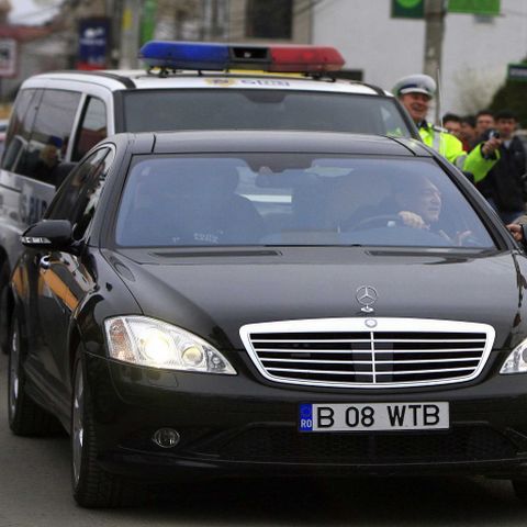 Fraţii Geamănu povestesc cum a fost furată maşina lui Becali