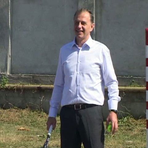 Mircea Geoană a lăsat, sâmbătă, politica, pentru o partidă de tenis