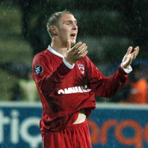 Dinamo - Moţi a fost eliminat după finalul meciului cu Gaz Metan!