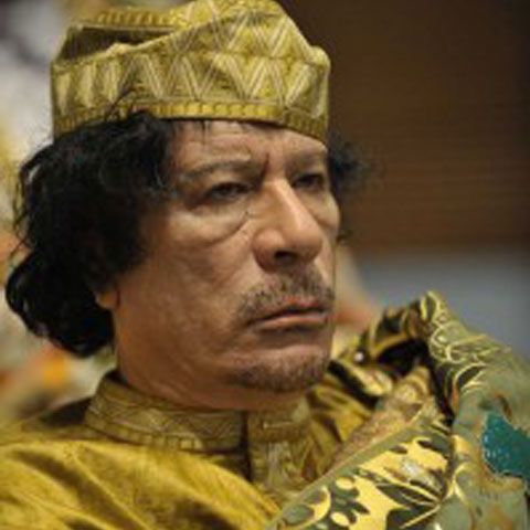  Gadhafi propune crearea unui "NATO de Sud", operaţional din 2011