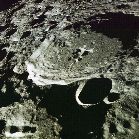 Cea mai mică temperatură din sistemul solar a fost înregistrată pe Lună