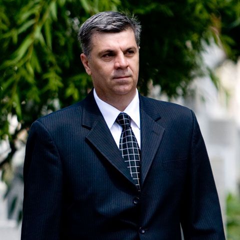 Zgonea: Majoritatea parlamentarilor PSD se pronunţă pentru ieşirea de la guvernare