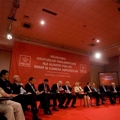 NewsIn: Liderii PSD nu vor să meargă la o şedinţă a coaliţiei